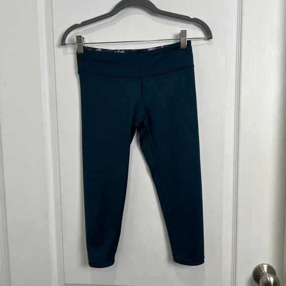 Lot of Girls Ivivva Leggings Black Floral Navy/Reversible Girl's Size 12 - Picture 7 of 11